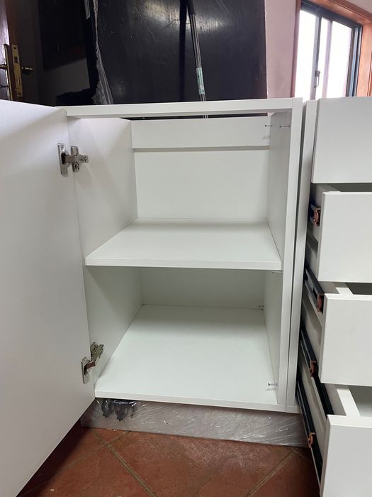 Armários cozinha Novos