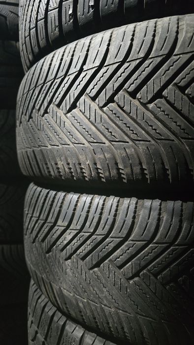 235/60R18 Hankook Winter I*Cept Evo 2 SUV