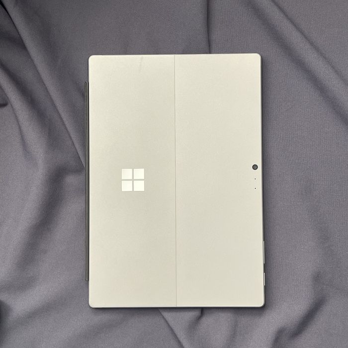 Microsoft Surface Pro 5 1796 12,3" 2K 8/256/QHD Комплект