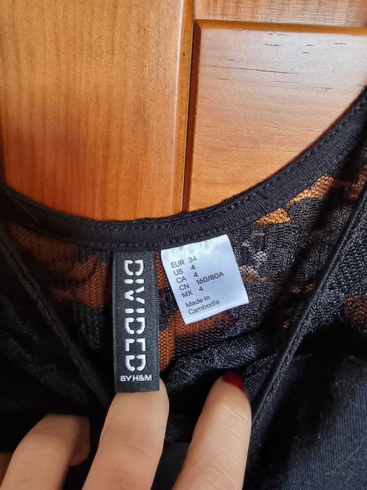 Vestido preto justo e com renda H&M, tamanho 34