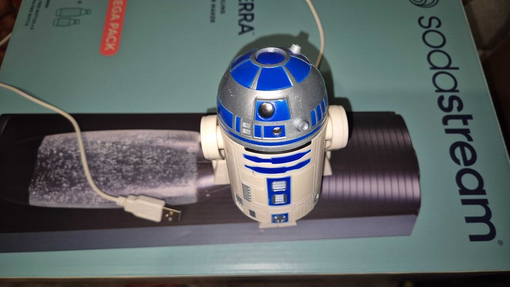 Odkurzacz biurkowy R2 D2