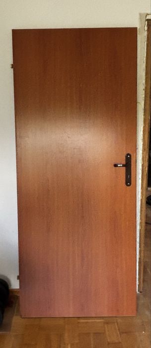 Drzwi wewnętrzne 80 × 200 cm – 6 szt. | 3 prawe + 3 lewe