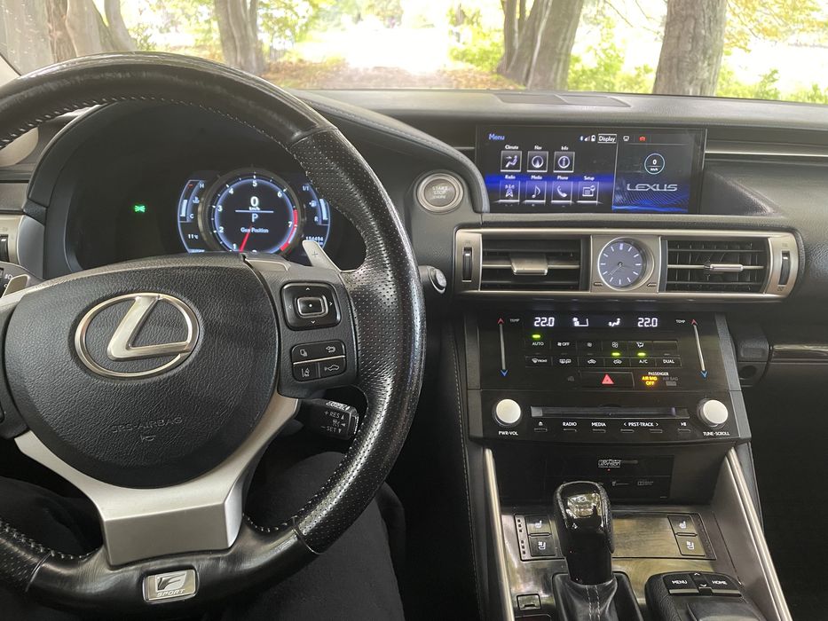 Lexus Is 350 Awd V6