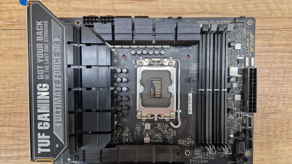 Płyta główna ASUS TUF GAMING Z790-PRO WIFI gwarancja nr. 406097