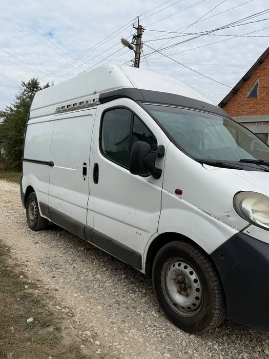 Opel Vivaro 1.9 dci Maxi, високий