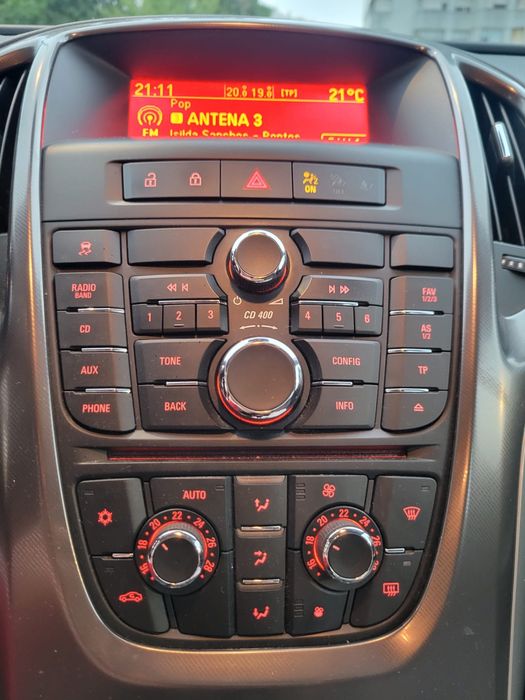 Opel Astra J 1.4 100cv — Gasolina | 2011 | Nacional