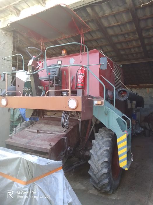 Likwidacja gospodarstwa sprzedam kombajn zbożowy Bizon ZO56 garażowany