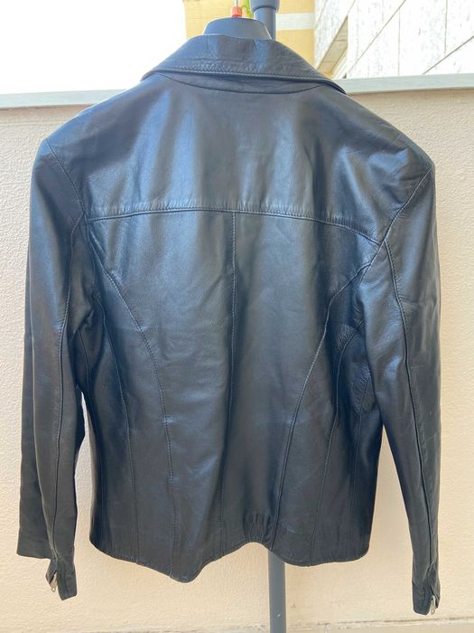 Blusão em Pele para Senhora (tamanho: S)