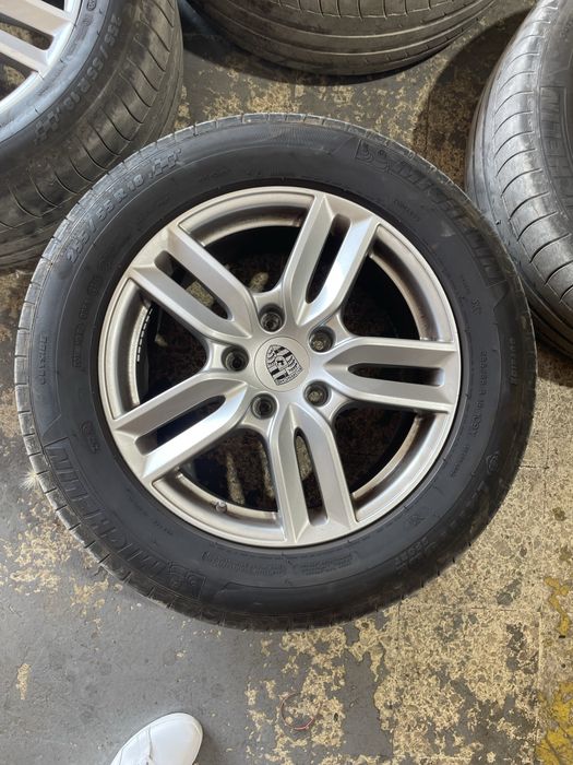 Jantes Porsche 18” 5X130 com pneus