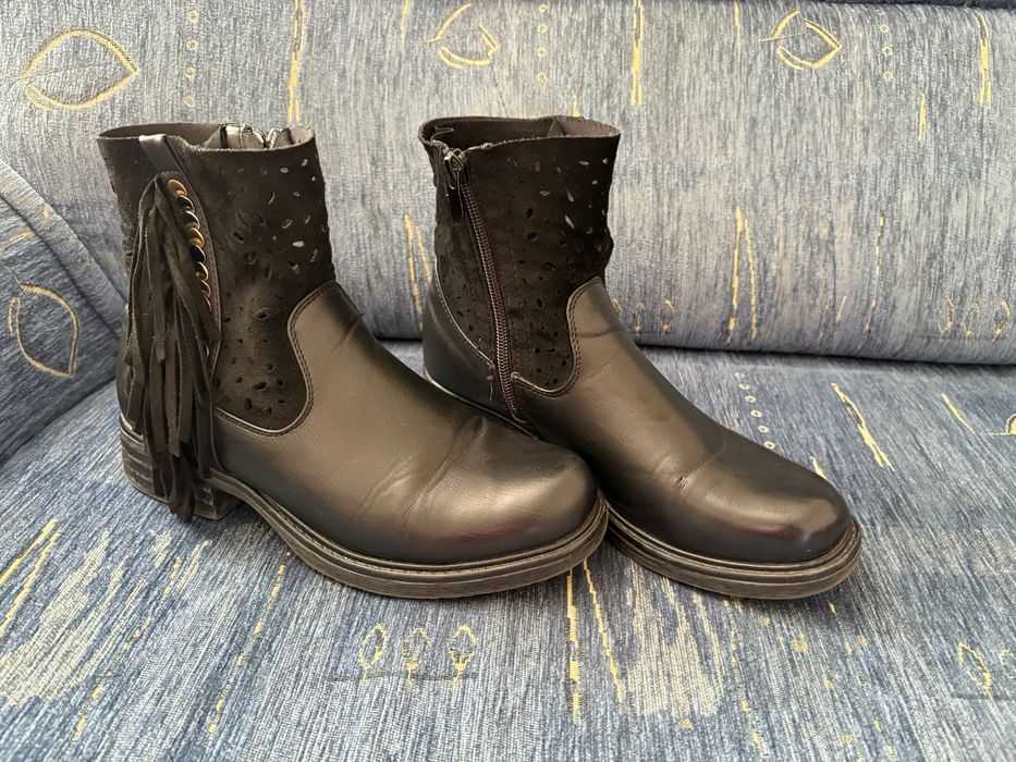 Botki damskie na zamek