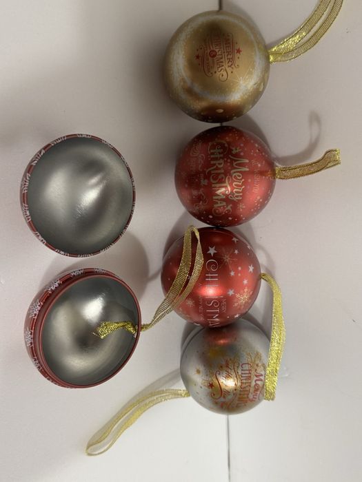 Новорічні прикраси