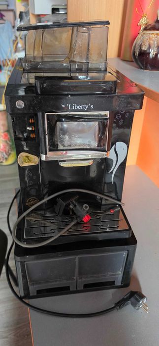 Продам автоматичну кавову машину CLT-Q007 Liberty’s на запчастини.