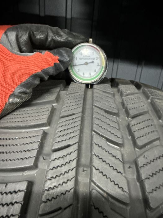 Шини резина 225/40/18 r18 Nexen комплект зимні