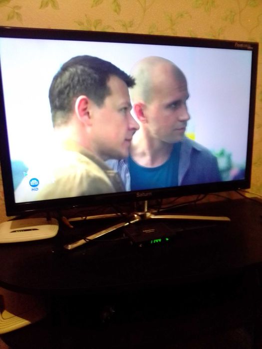 телевизор Saturn 32 диоганаль