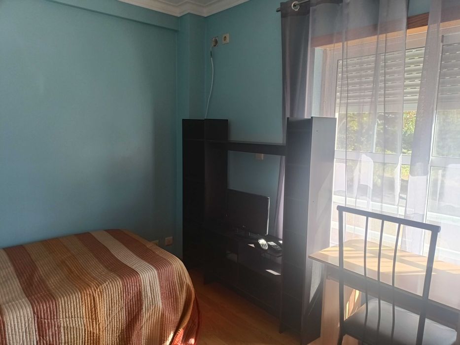Quarto para arrendar