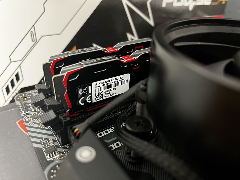 Pamięć Goodram 2x16GB[32GB]3200MHz CL16(IR-X3200D464L16A/16G DDR4 IRDM