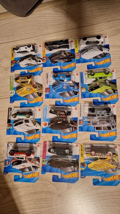 Hot wheels resorak porsche audi ferrari lamborgini vw ford mustang