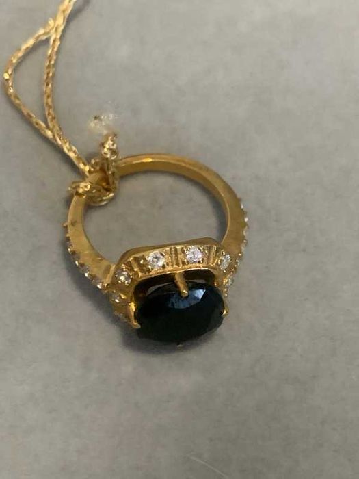 Anel Elite em prata e ouro com Onix e zirconias