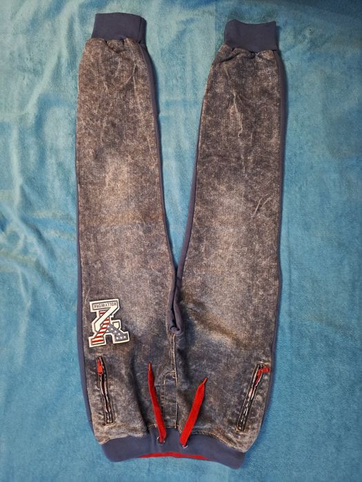 Spodnie dresowe jeans 134 /jak nowe/