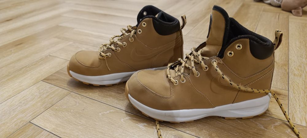 Buty Zimowe Nike Manoa, 38,5, 24cm, dziecięce, junior