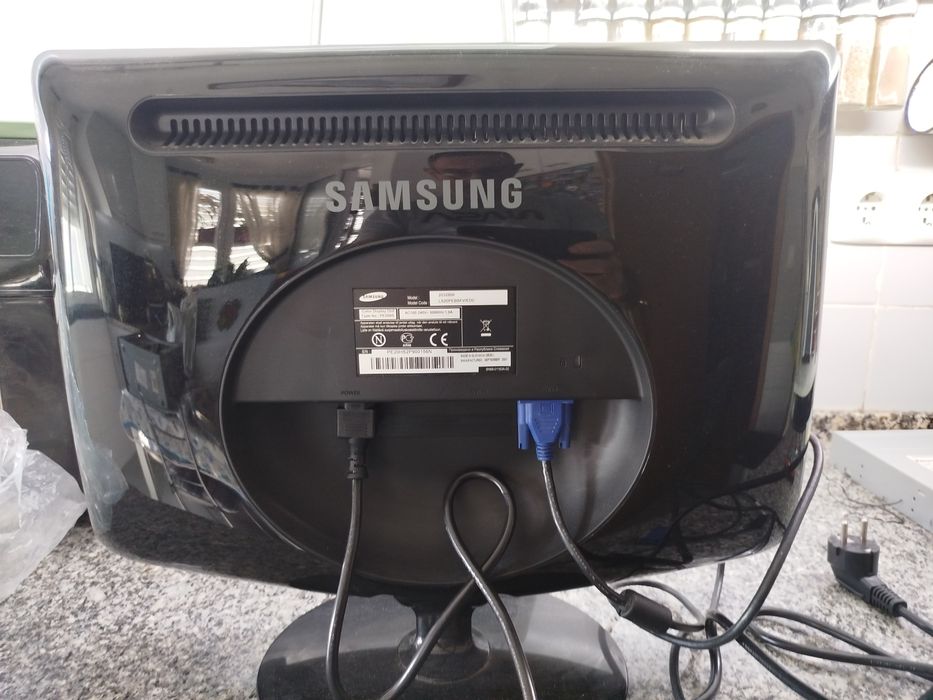 Monitor Samsung 20 polegadas