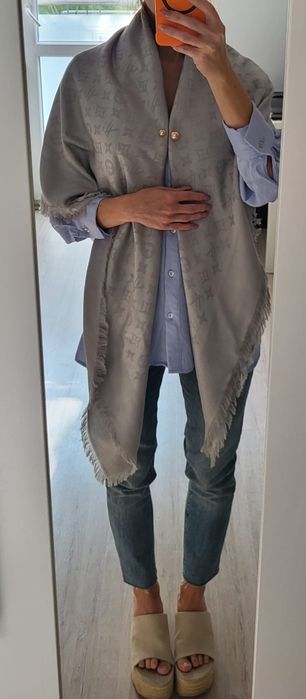 Luksusowy szalik LV