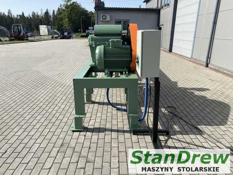 Rębak KLOCKNER HZM 1/400x100 z wibrorynną