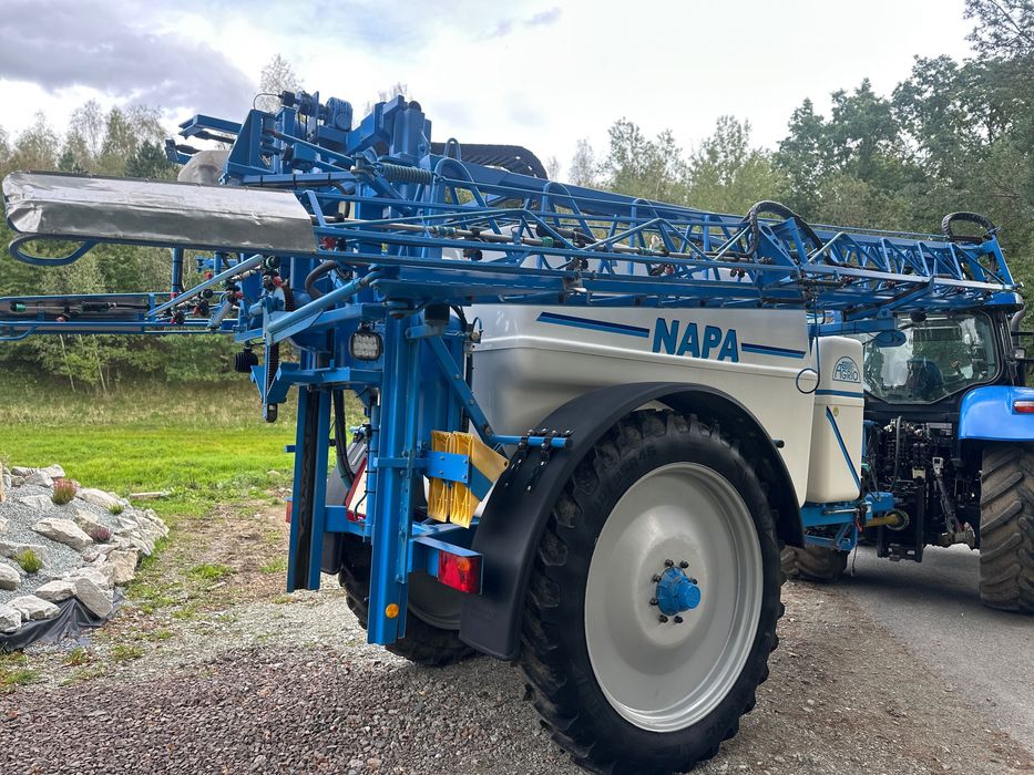 Opryskiwacz Agrio Napa 4000l Navi 24m