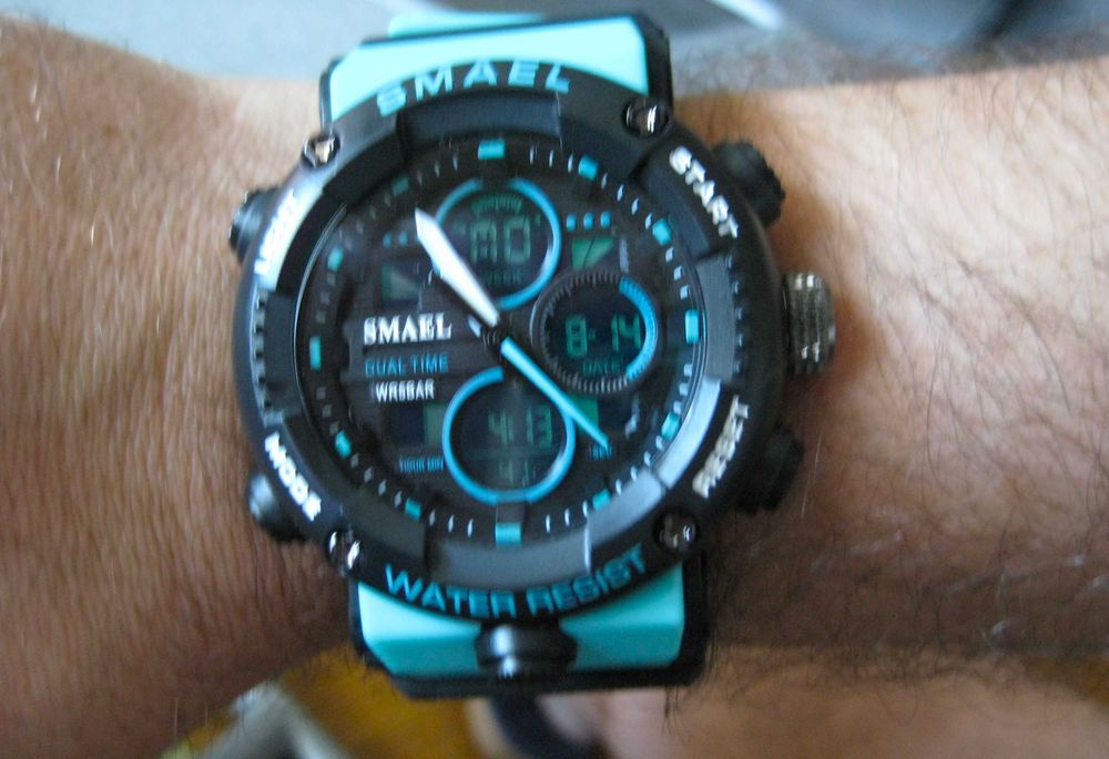 Relógio Pulso Desportivo LED Digital e Impermeável NOVO