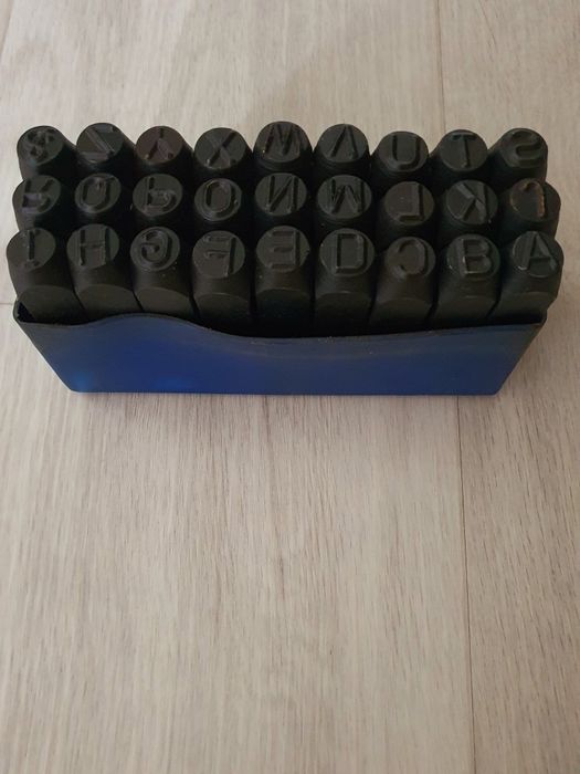 Numerator znacznik 10 mm litery Coval