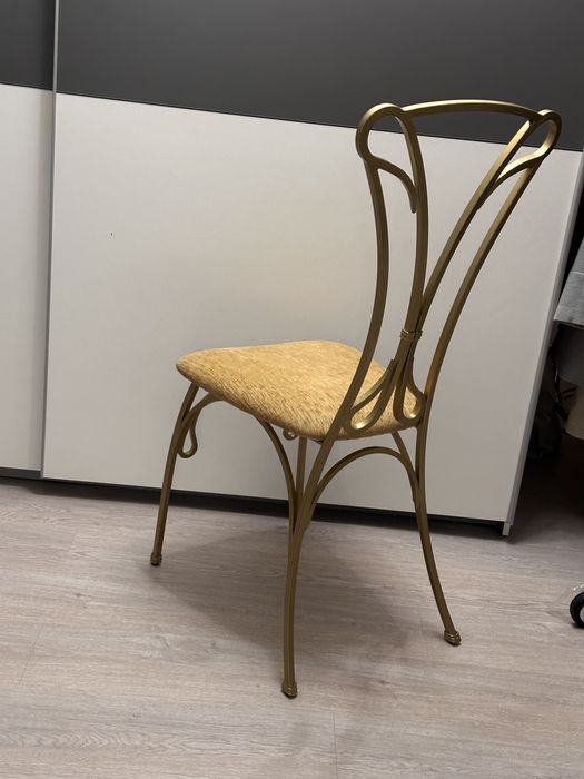 cztery   stylowe krzesla kute (cena za wszystkie)