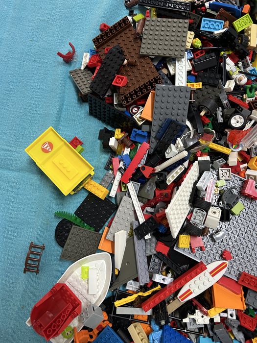 Mais de 5kg de blocos construção e conjunto novo