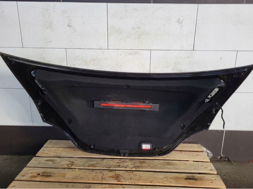 klapa bagażnika 191 MERCEDES CLA C117 W117 coupe