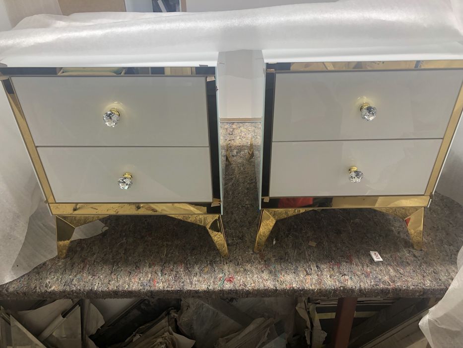 Stolik nocny bialy, zloty, glamour