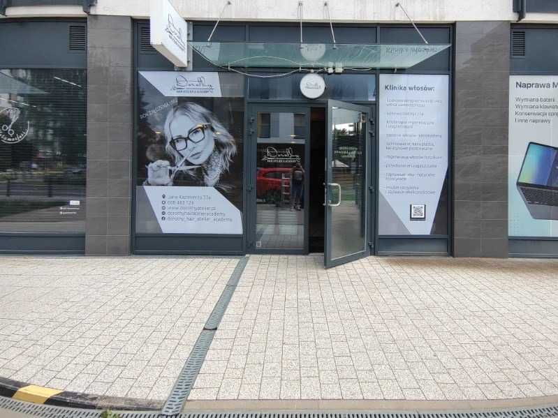 Oklejanie Szyb i witryn. Producent kasetonów reklamowych .