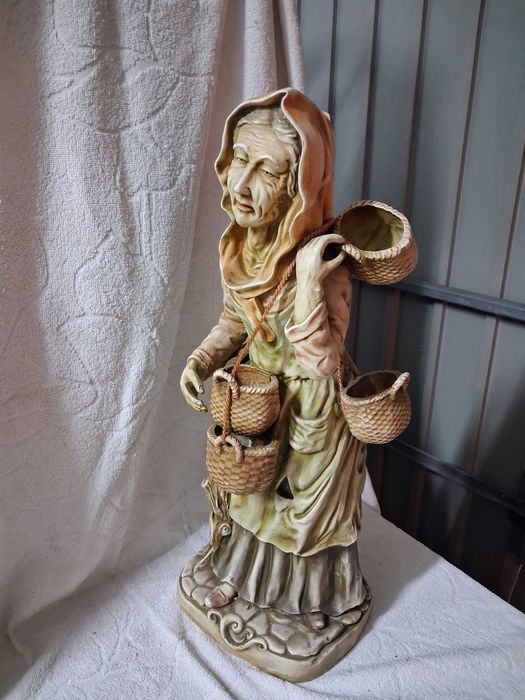 2 Esculturas antigas em cerâmica