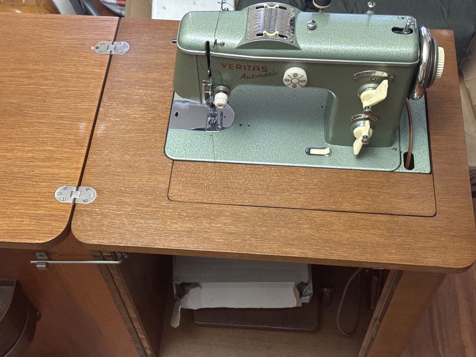 Швейна машинка veritas automatic