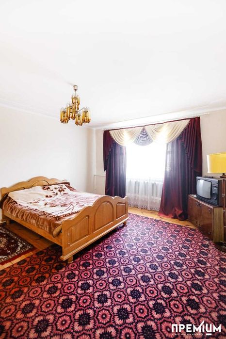 Продаж будинку в Гощі