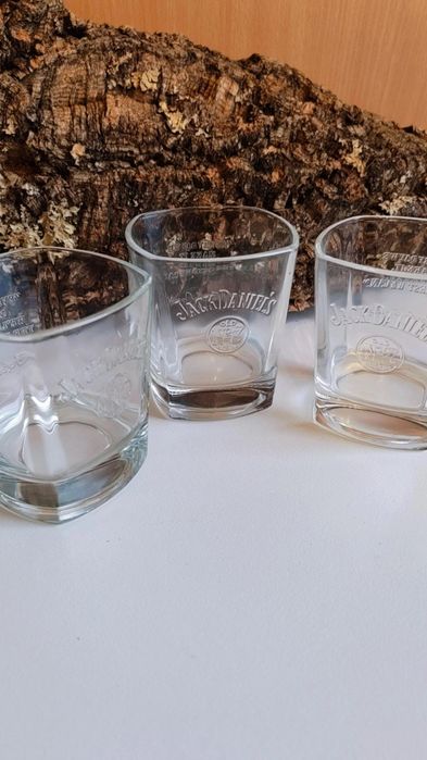 Conjunto de vários copos