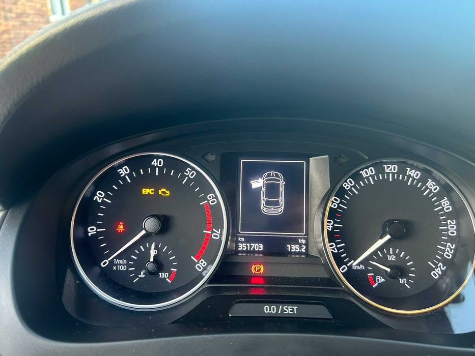Skoda Rapid sphedam