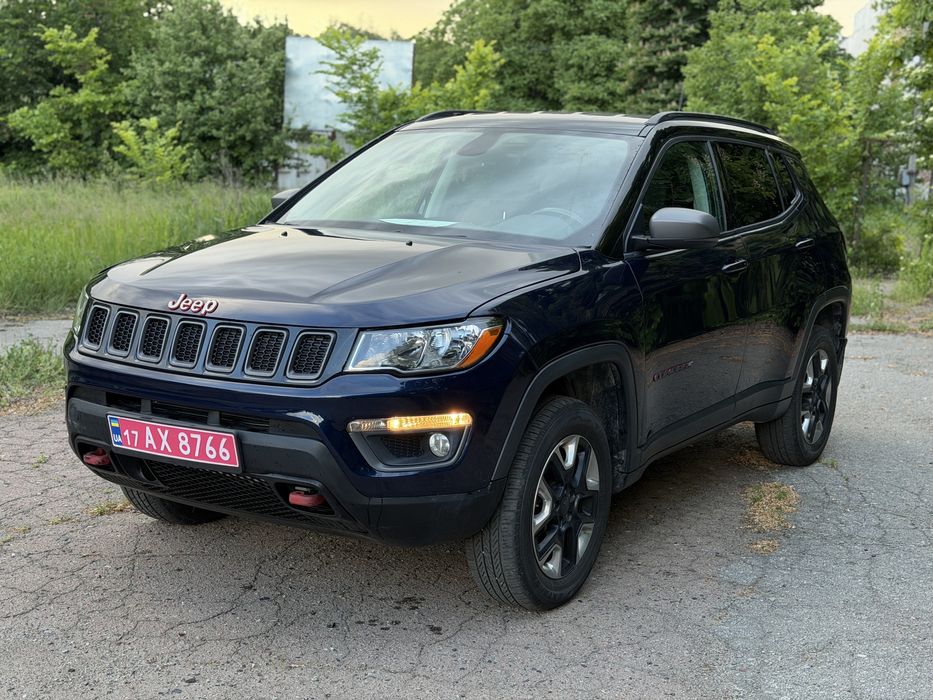 Продам Jeep Compass Trailhawk