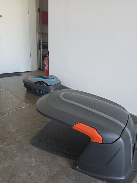 Robot Corta Relva GARDENA Sileno City 400