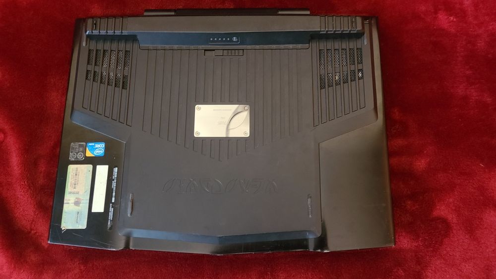 Ігровий ноутбук Dell Alienware M15X 8/500 Gb