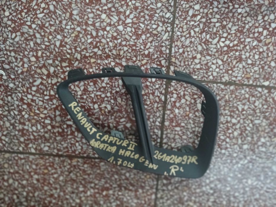 Kratka halogenu Renault Captur II