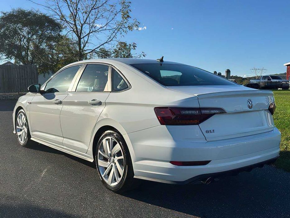 Volkswagen Jetta GLI Autobahn      2019