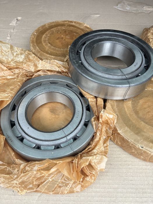 Продам підшипник 12318км (3гпз)