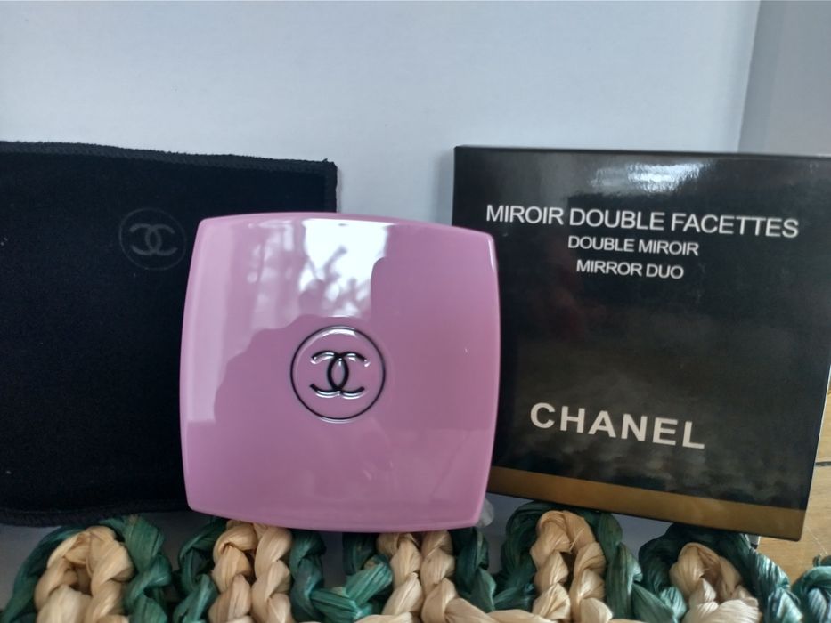 Nowe lusterko Chanel fioletowe 7x 7