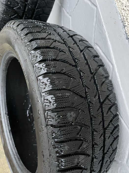 Шини зимові Lassa 205/55 r16
