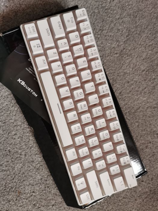 Klawiatura mechaniczna KBcustom KB61