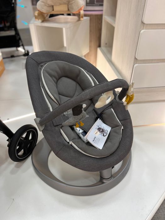 Nuna espreguiçadeira Leaf Grow Granite NOVA